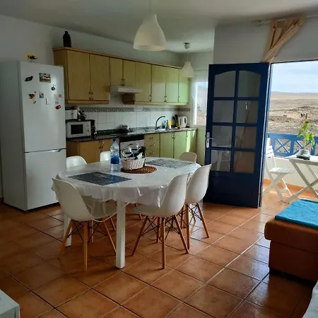 Eslanzarote Los Alisios House, Super Wifi, Sea Views アパート *