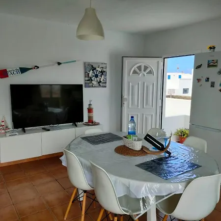 Eslanzarote Los Alisios House, Super Wifi, Sea Views アパート *